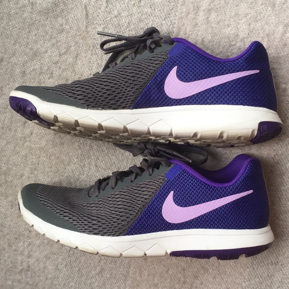 Nike Shoes - Flex Experience RN 5 - Picture 3 of 5